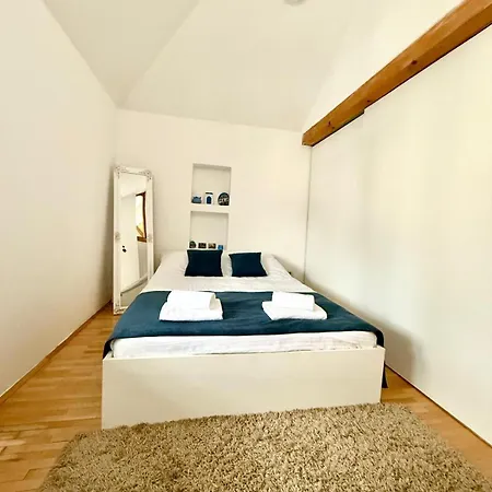 Διαμέρισμα Gallery View *