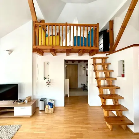 Gallery View